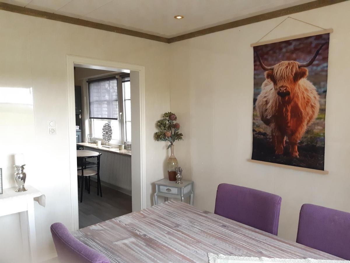Monteurzimmer Ausma Boen 2 - Vakantiehuis Rust & Ruimte Bunde  Esterno foto